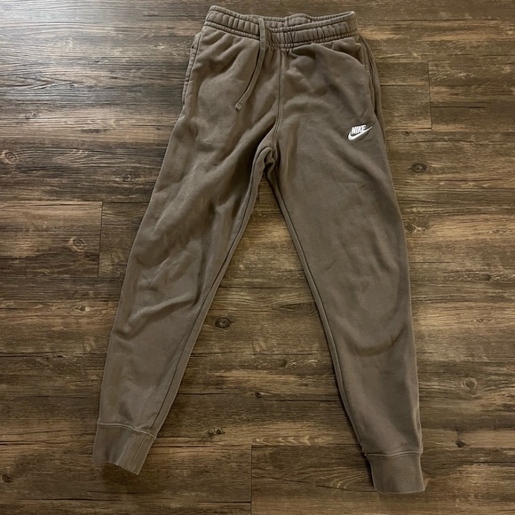 Nike Pants - Nike Taupe Sweatpants